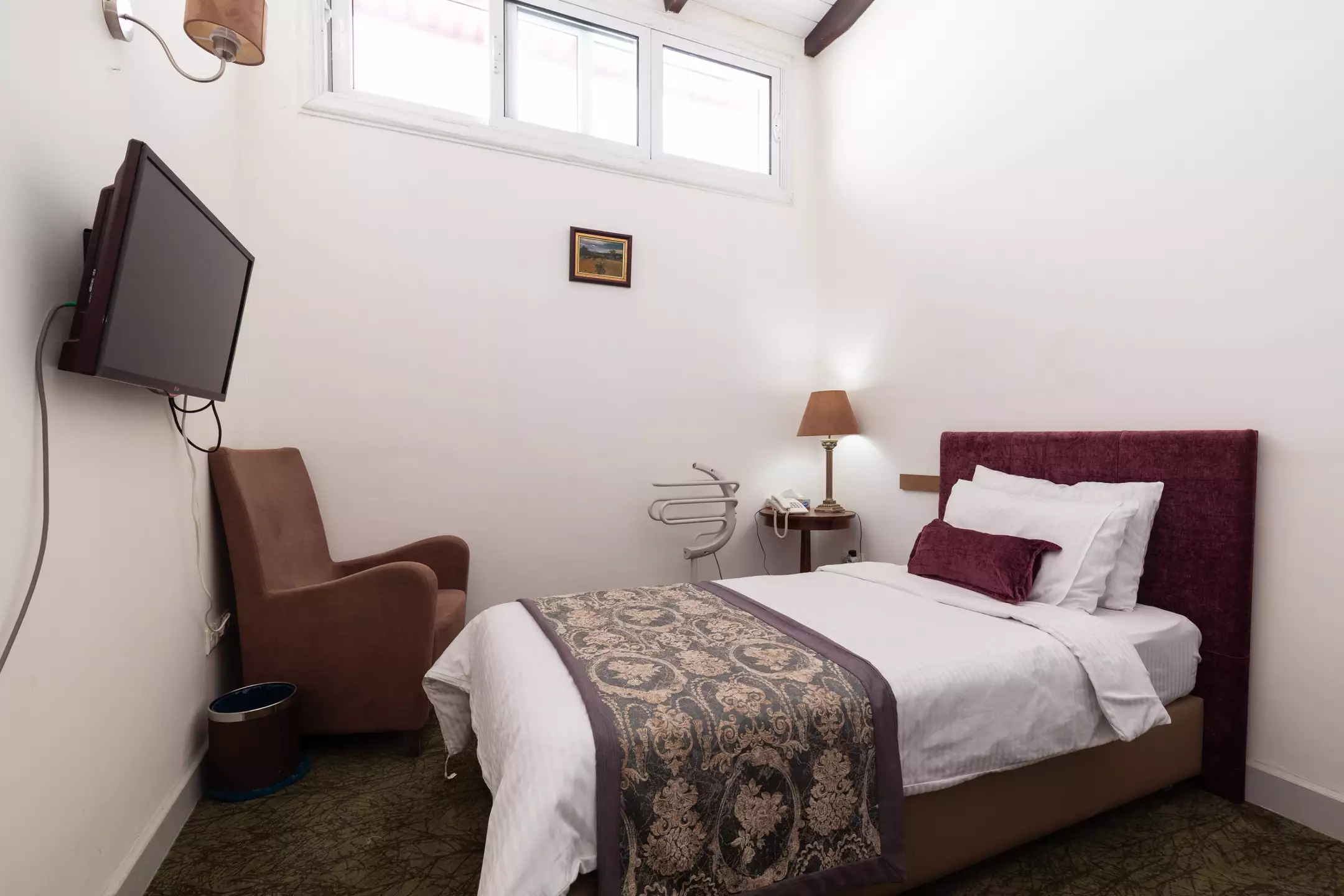 Alibaba https://cdn.alibaba.ir/ostorage/hotel-accommodation-images/67052571666674792fccc3c2_2023-12-18-b8800fab-1bc0-4f76-adc1-e83d919b1833.webp