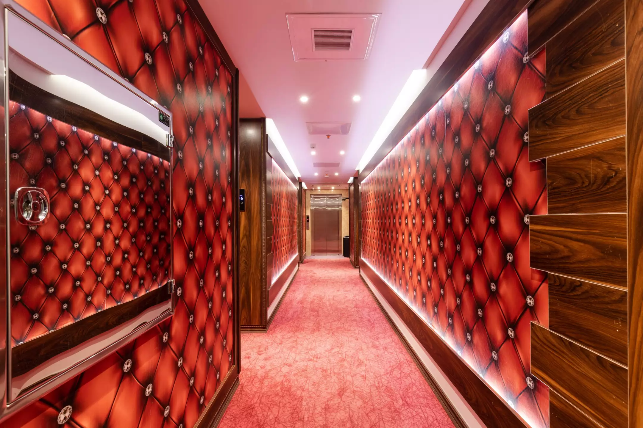 هتل رونیا تهران