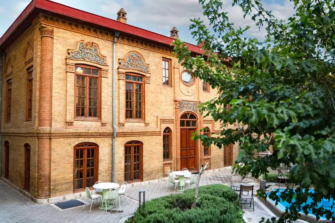 Alibaba https://cdn.alibaba.ir/ostorage/hotel-accommodation-images/67052773ab97af8211912242_2022-12-04-a20aa67c-3690-4736-9452-16a2991624b1.webp
