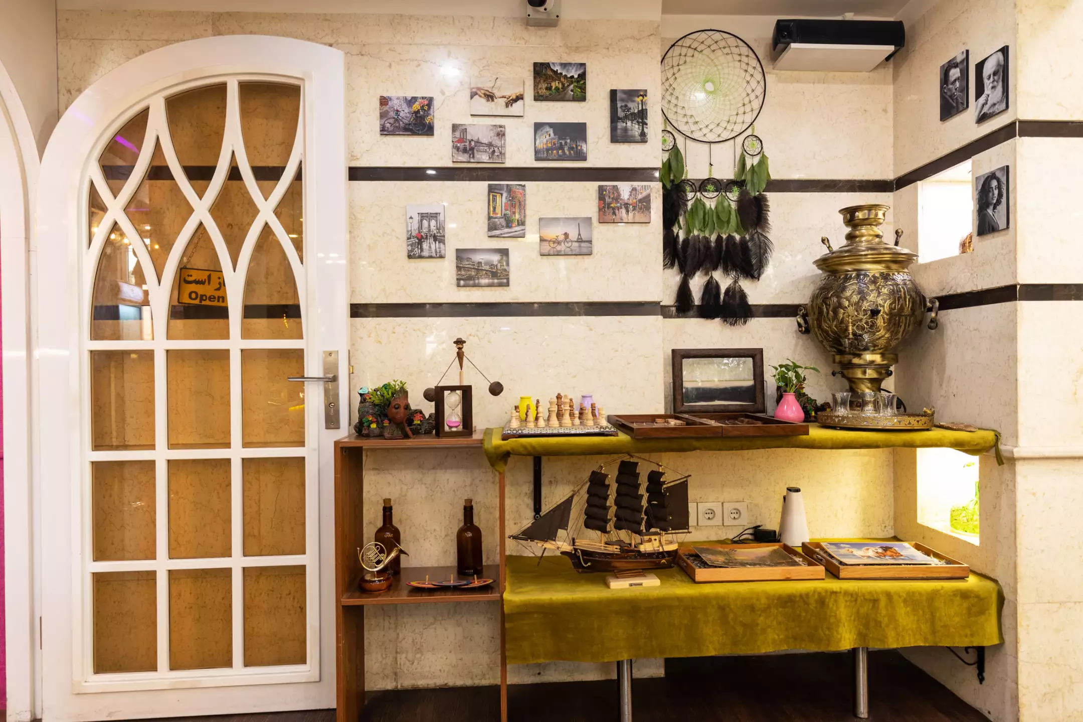 هتل رزهام تهران