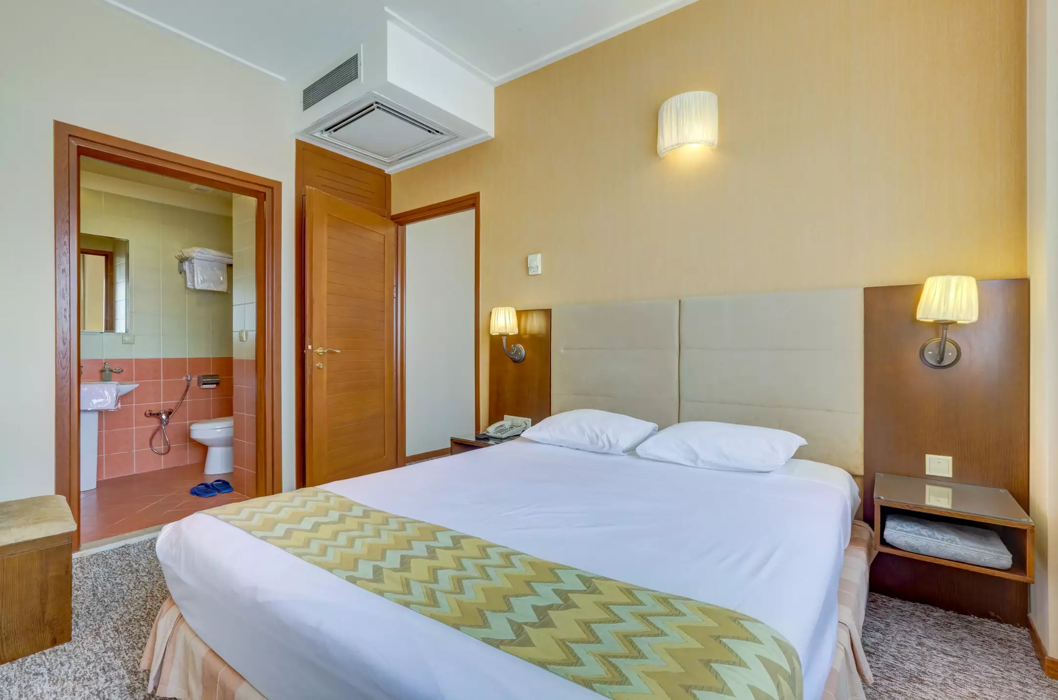 Alibaba https://cdn.alibaba.ir/ostorage/hotel-accommodation-images/67052bc2666674792fccc4a0_2023-08-08-57722056-ccf8-4d00-b50e-cc91da891192.webp