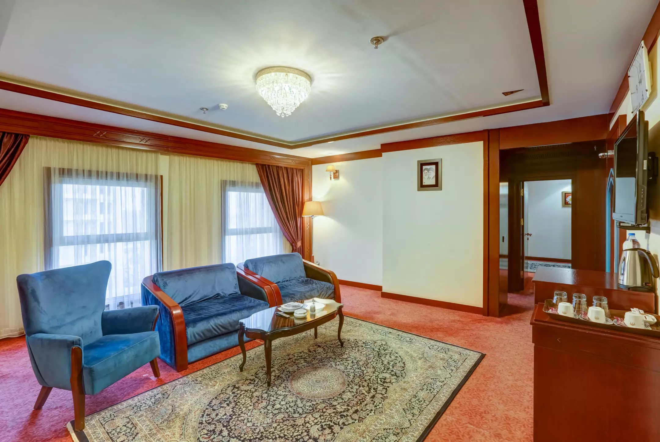 Alibaba https://cdn.alibaba.ir/ostorage/hotel-accommodation-images/670530f2b347cc1bd8f4c2b9_2023-08-15-ed3a3ebf-ad7b-4f0b-991f-0b290f6fc55d.webp