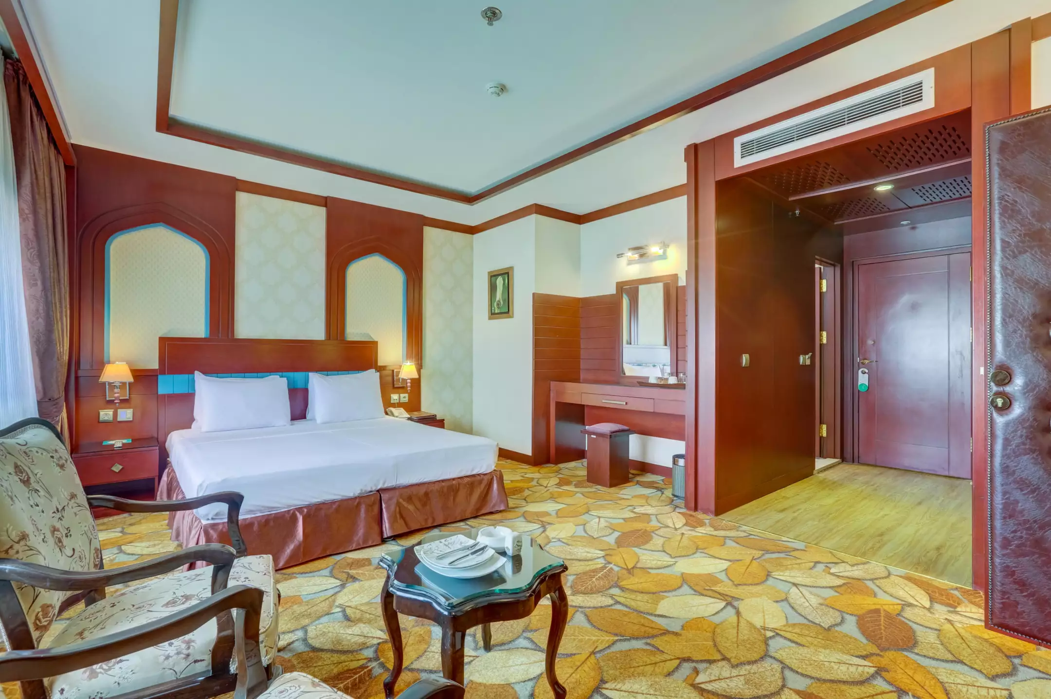 Alibaba https://cdn.alibaba.ir/ostorage/hotel-accommodation-images/67053105b347cc1bd8f4c2bc_2023-08-15-2f7a1d66-82c6-4c24-93c2-c65863faae89.webp