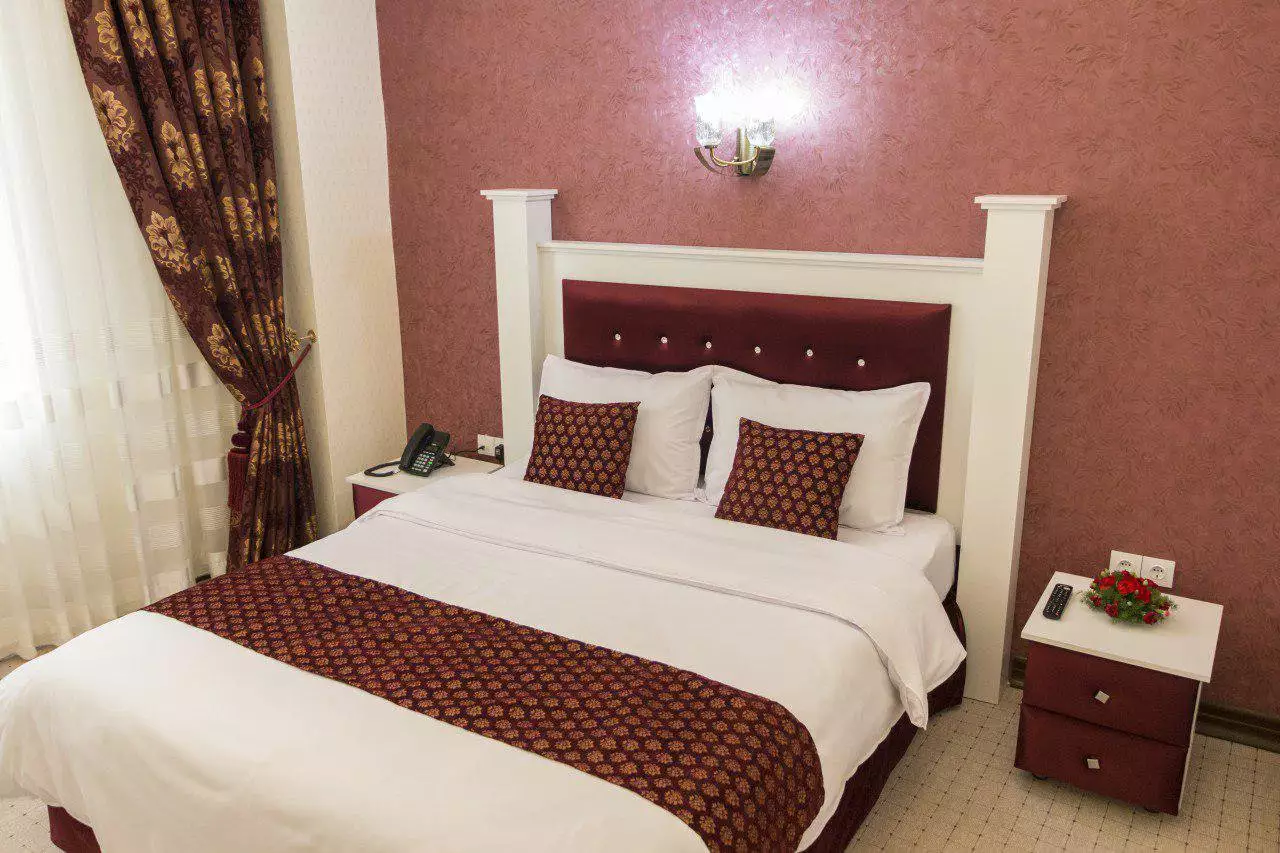 Alibaba https://cdn.alibaba.ir/ostorage/hotel-accommodation-images/6705377d906add960f28e613_image_a8bc11ed-ffb0-419c-894c-8e49a621e7f7.webp