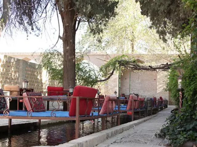 هتل سنتی متولی باشی ماهان
