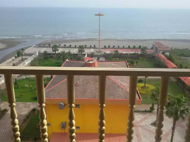 هتل الماس عباس آباد