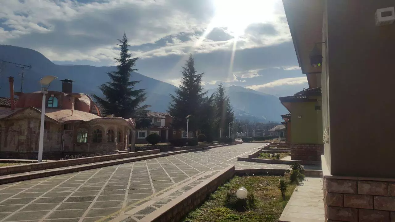 هتل پارسیان کلاردشت