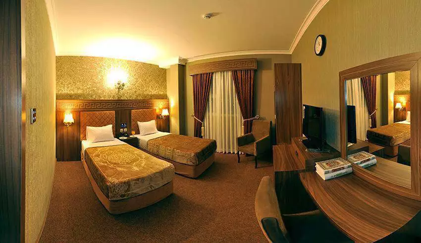 https://cdn.alibaba.ir/ostorage/hotel-accommodation-images/67053eed2cf976539175ffda_image_3f38ff53-fe00-4ed4-a9a8-af1e34b932a3.webp