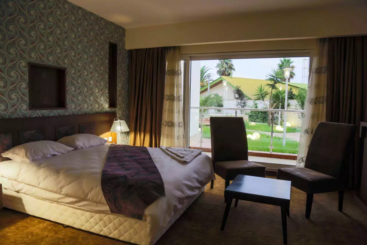 هتل باران ایزدشهر