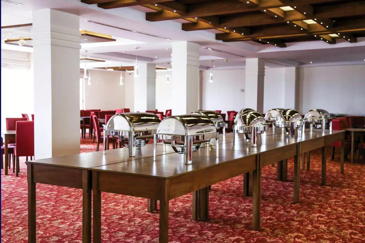 هتل باران ایزدشهر