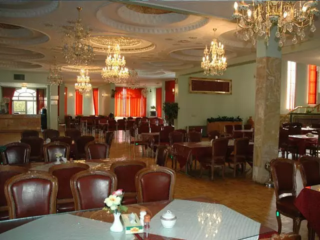 هتل سنگسر مهدی شهر