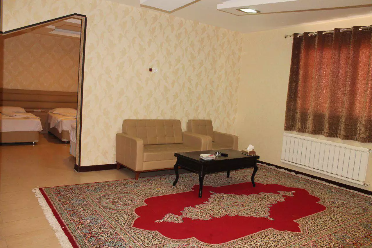 هتل عطر سیب سیرجان