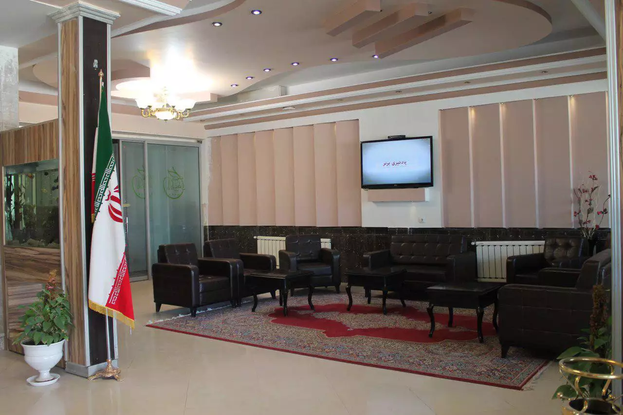هتل عطر سیب سیرجان
