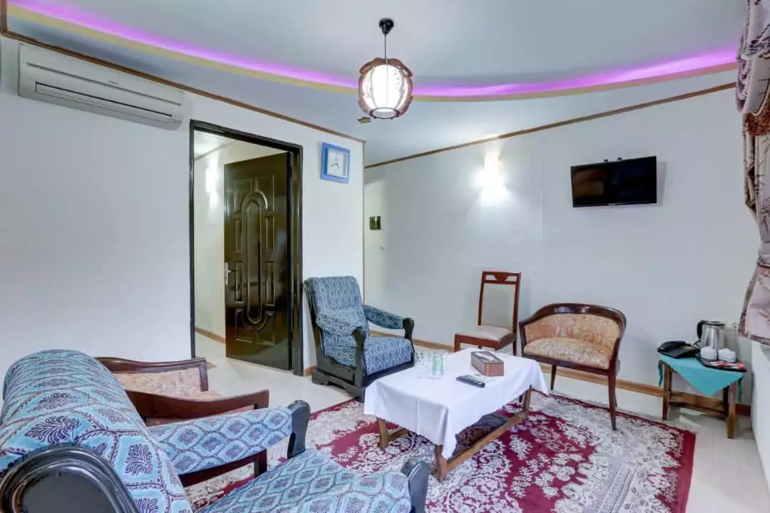 هتل جهانگردی لاهیجان