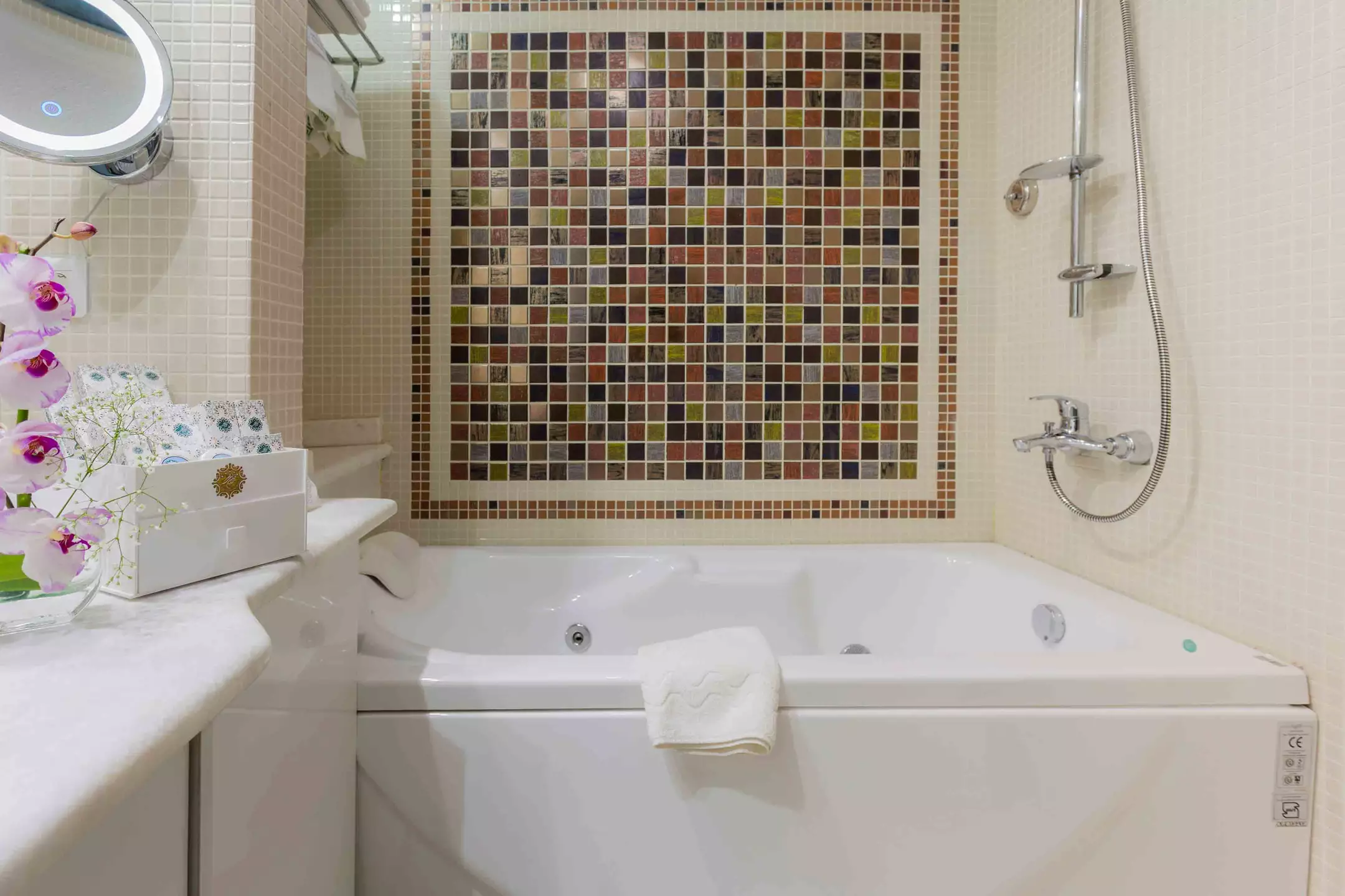 Alibaba https://cdn.alibaba.ir/ostorage/hotel-accommodation-images/67054a3476f5bf0b3af6393c_5f44aa3a-bcc5-4804-b0c7-af1080a1fe45_دبل-پانوراما-(2).webp