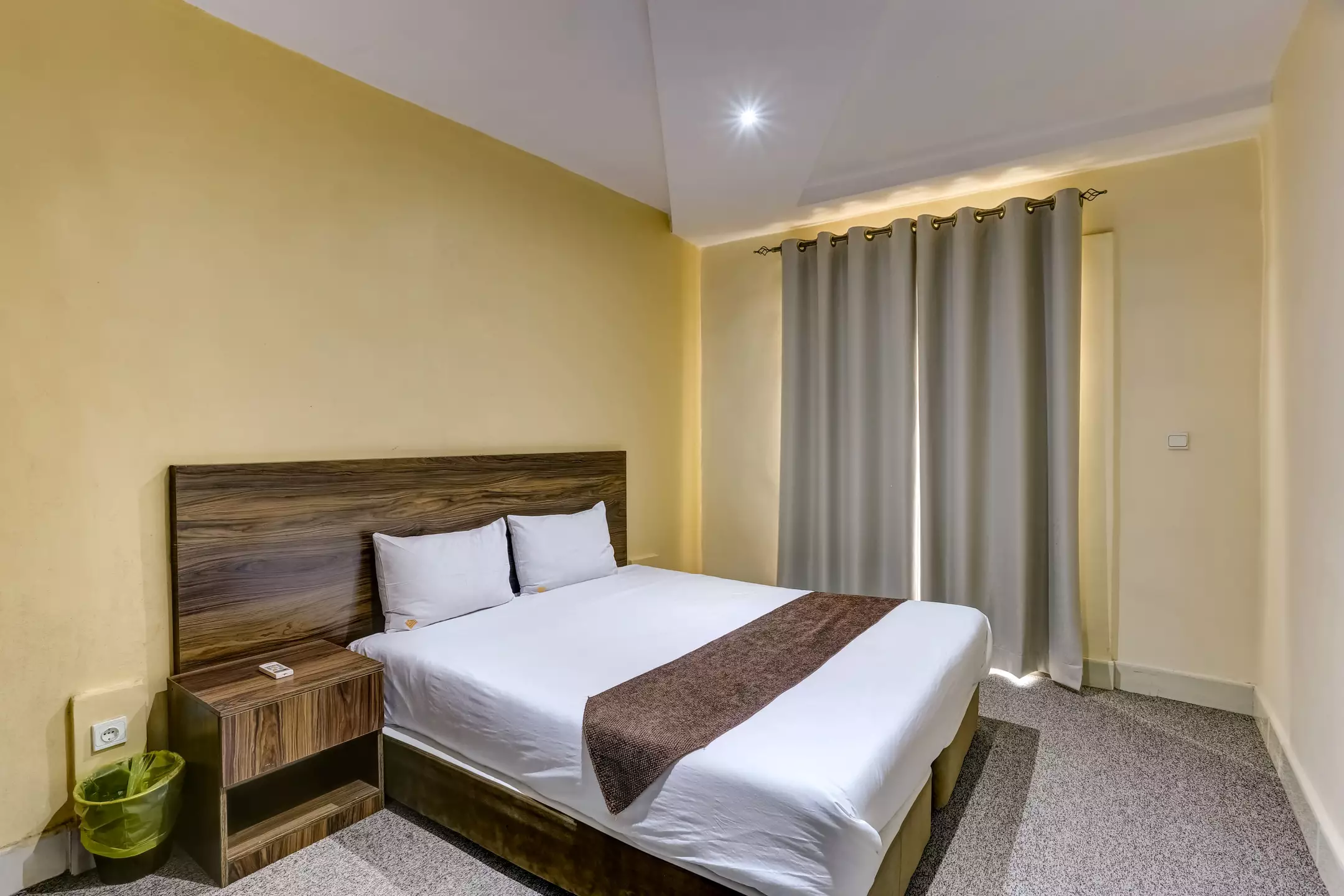 Alibaba https://cdn.alibaba.ir/ostorage/hotel-accommodation-images/670639d90fe27c5a5df8faed_2022-08-30-8acc2b1c-a745-4278-a4e1-79616279869b.webp