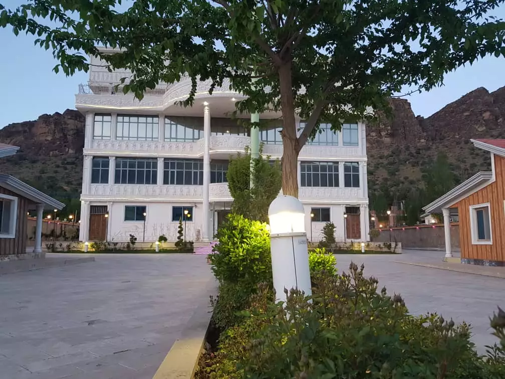 Alibaba https://cdn.alibaba.ir/ostorage/hotel-accommodation-images/67063a330fe27c5a5df8fafd_image_8b374ad2-242a-4c9f-8c92-d7277b3ce952.webp