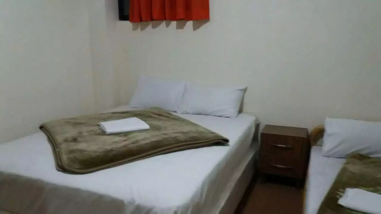 هتل  عدالت  محمودآباد