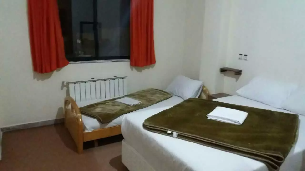 هتل  عدالت  محمودآباد