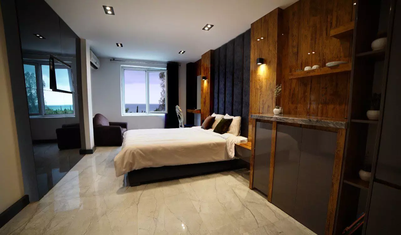 هتل کیانا نور