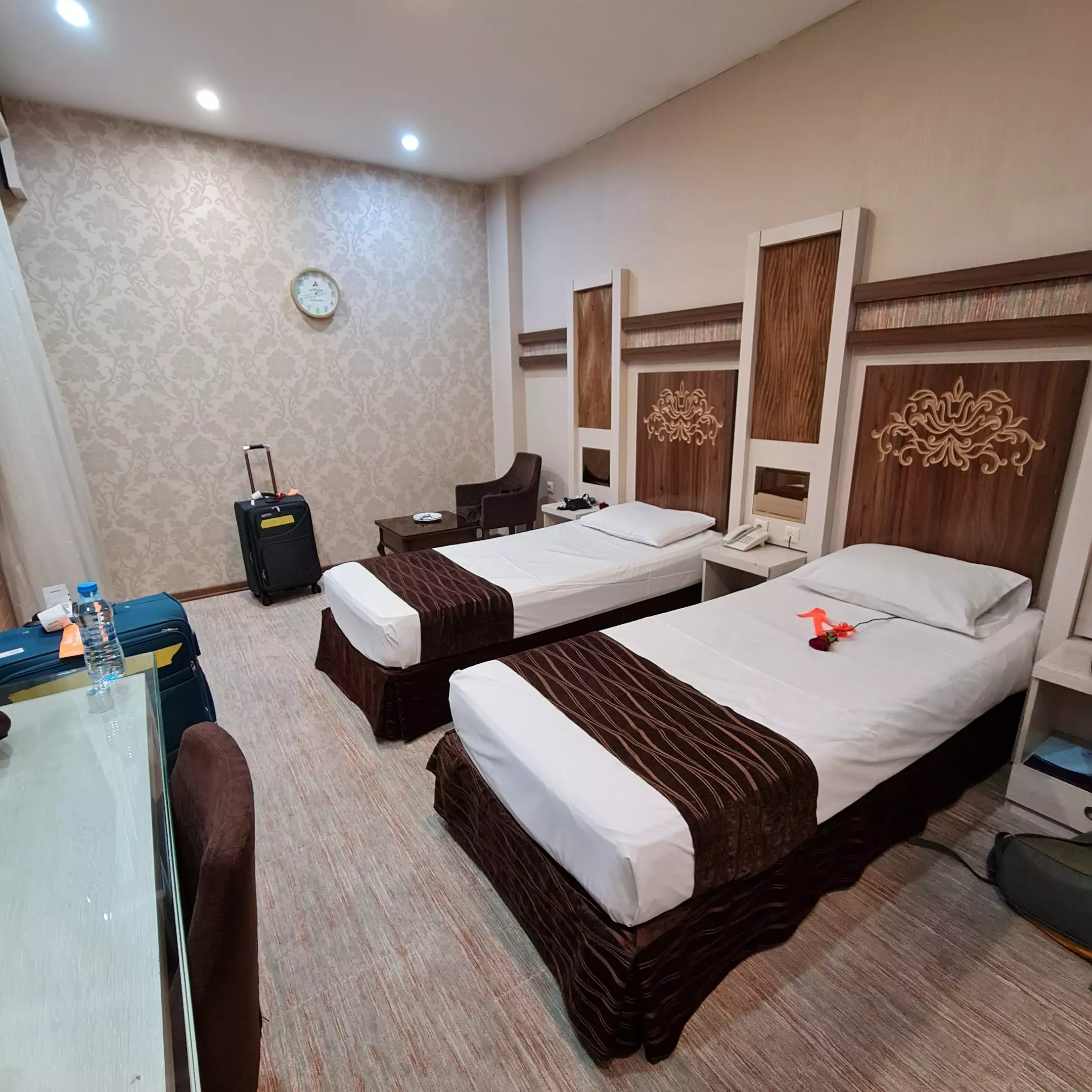 Alibaba https://cdn.alibaba.ir/ostorage/hotel-accommodation-images/670653e2666674792fcccbb6_34ed575e-215d-44d6-8c84-f77c8168cd9a_2024-01-1000.webp