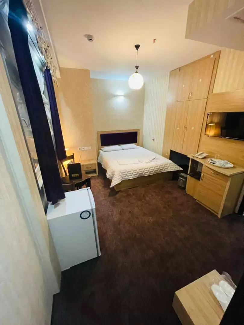 Alibaba https://cdn.alibaba.ir/ostorage/hotel-accommodation-images/670659726af0f999b10ac9ab_2023-01-22-bf6e465a-09d4-4a4a-981f-9fdc8ad3cdc2.webp