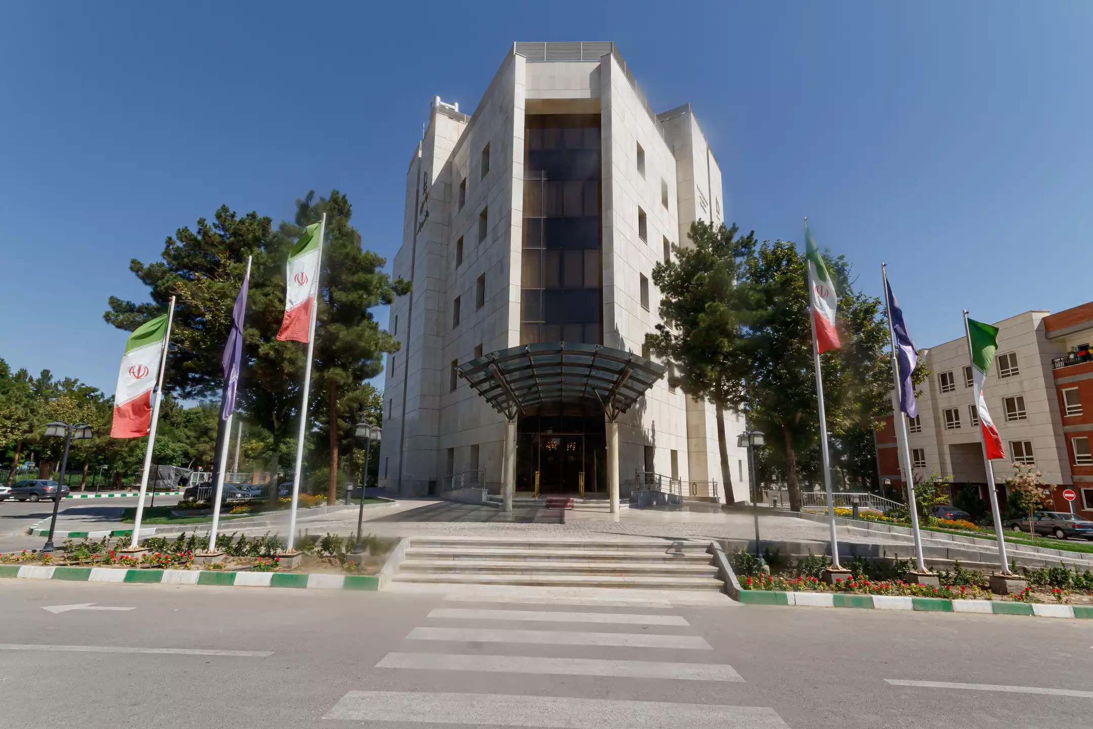 Alibaba https://cdn.alibaba.ir/ostorage/hotel-accommodation-images/670e137d0fe27c5a5df8fff1_main.webp