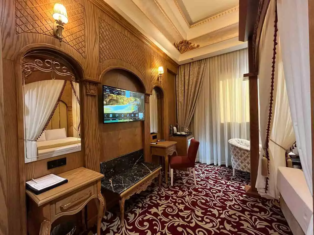 Alibaba https://cdn.alibaba.ir/ostorage/hotel-accommodation-images/676156d97e75320ec907f5cd_هانی-مون1.webp