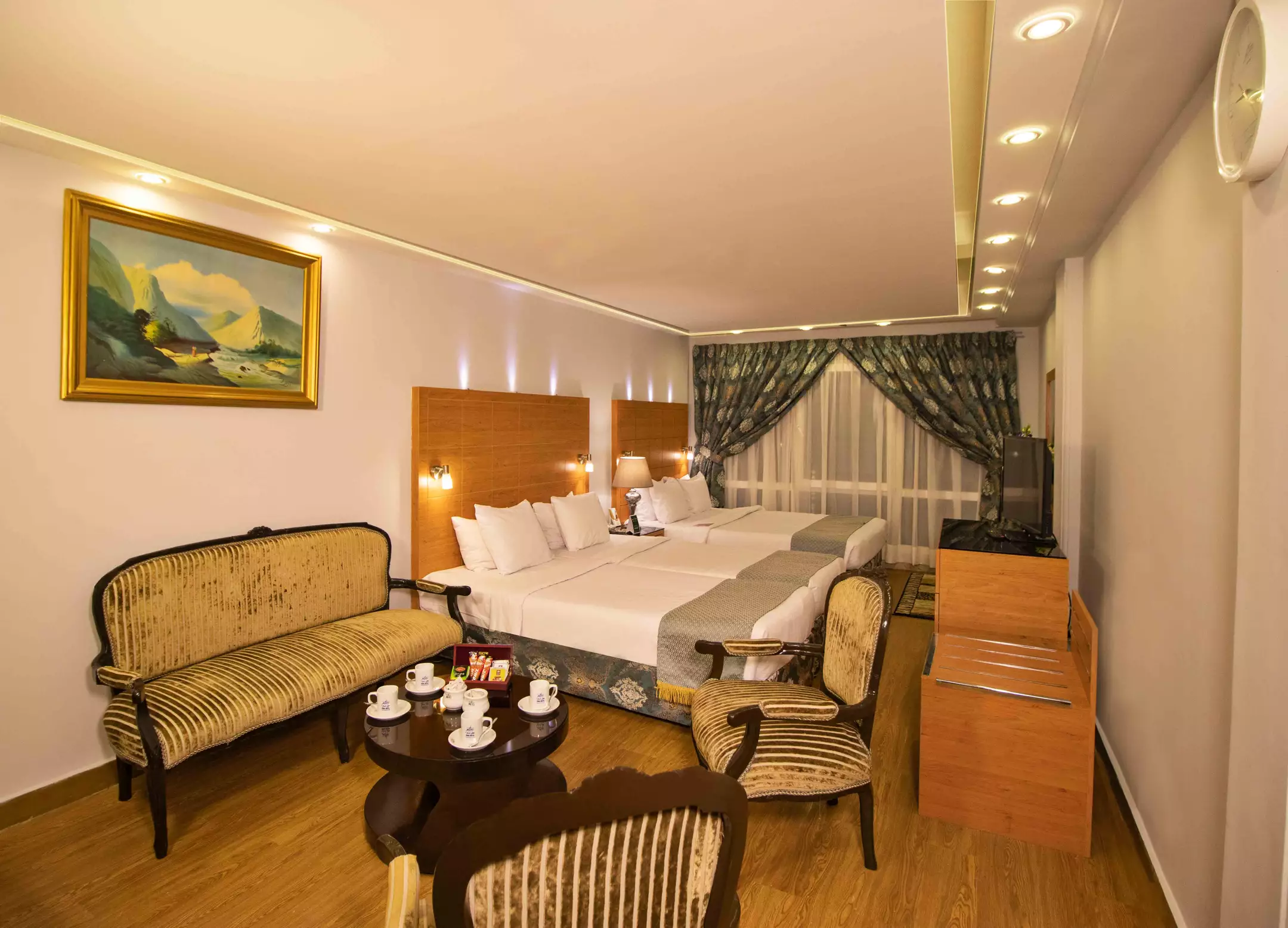 Alibaba https://cdn.alibaba.ir/ostorage/hotel-accommodation-images/67ff55aef6e8766ef96f4c71_سوپرسوییت-(1).webp