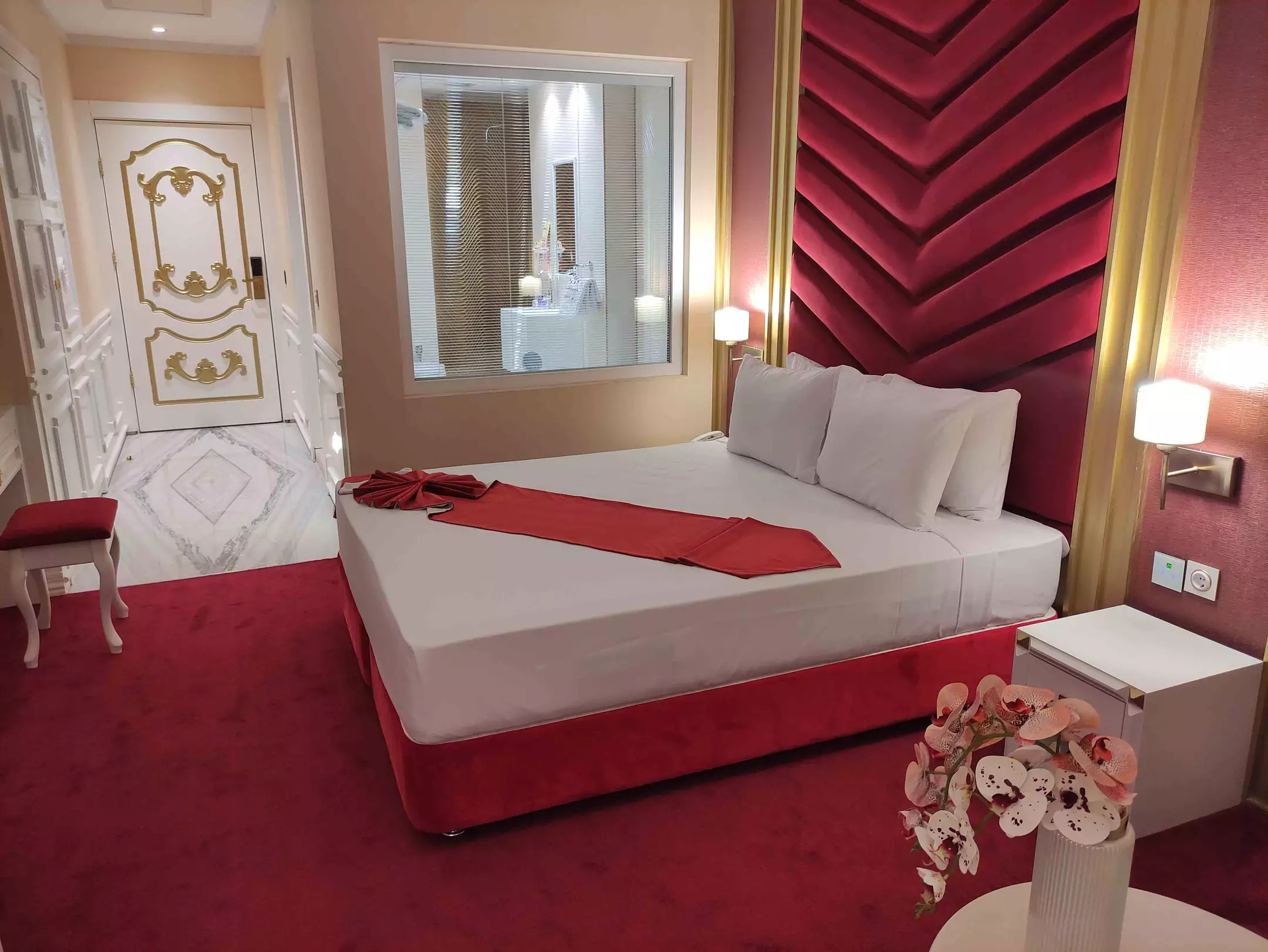 Alibaba https://cdn.alibaba.ir/ostorage/hotel-accommodation-images/6803a73419aa61e2a799af3f_دبل-(8).webp