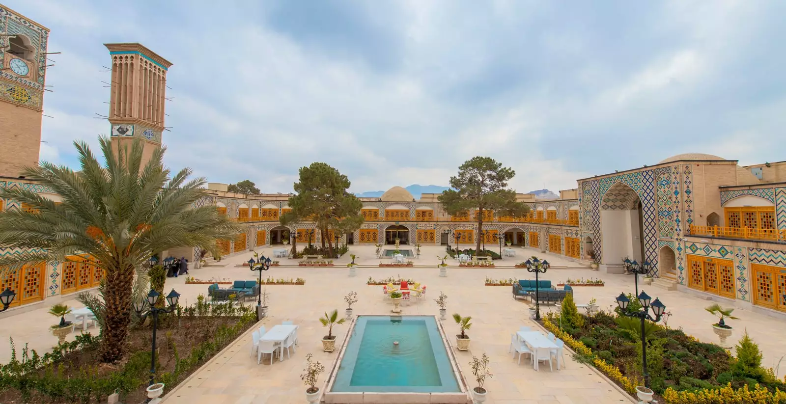 Alibaba https://cdn.alibaba.ir/ostorage/hotel-accommodation-images/6817120619aa61e2a799b444_نما.webp