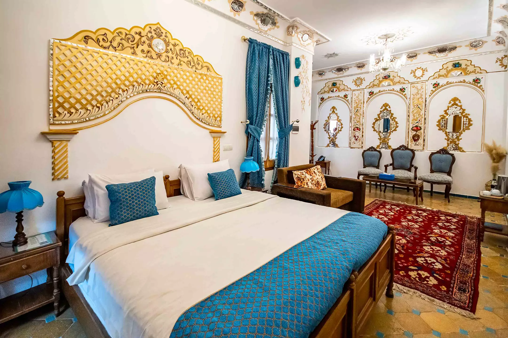 هتل سنتی قصر منشی (درجه یک ممتاز) اصفهان