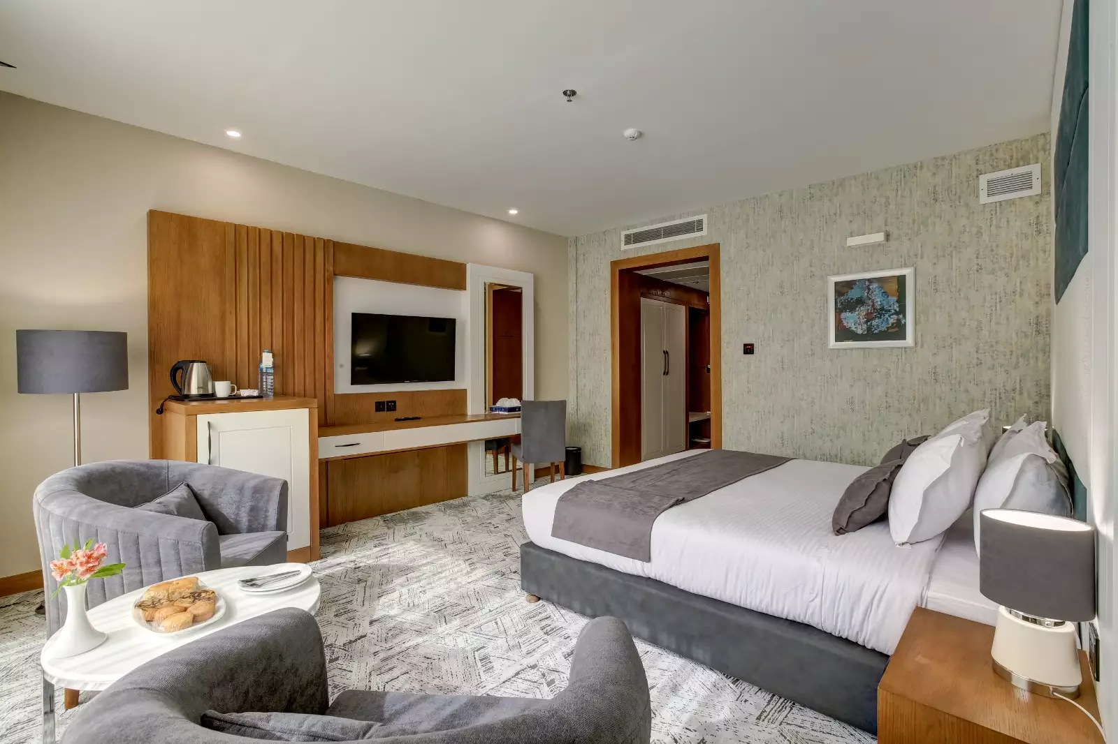 Alibaba https://cdn.alibaba.ir/ostorage/hotel-accommodation-images/6846b1d2a1e6f83605b736eb_دبل2.webp