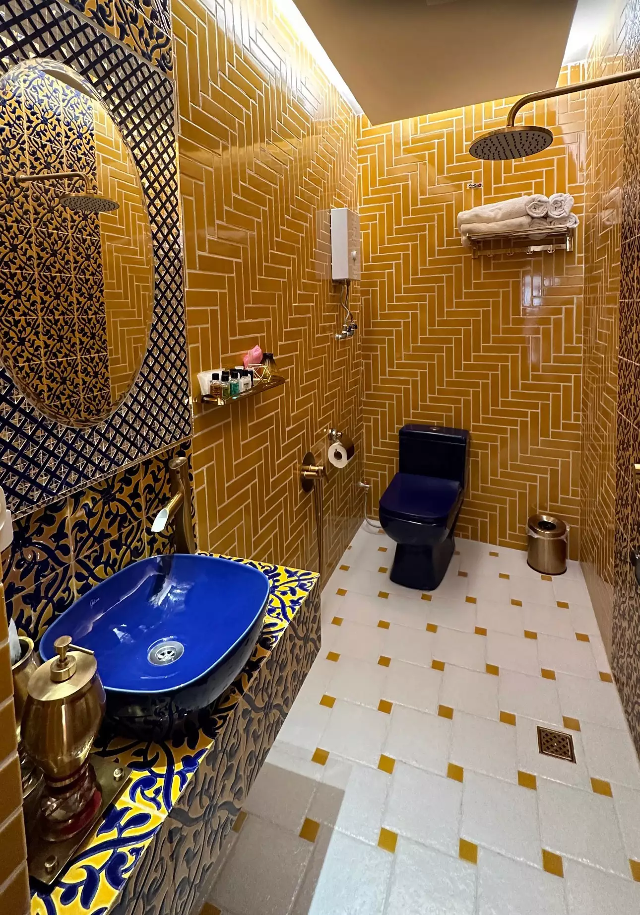 Alibaba https://cdn.alibaba.ir/ostorage/hotel-accommodation-images/684941c9a1e6f83605b73784_اخرایی-(2).webp