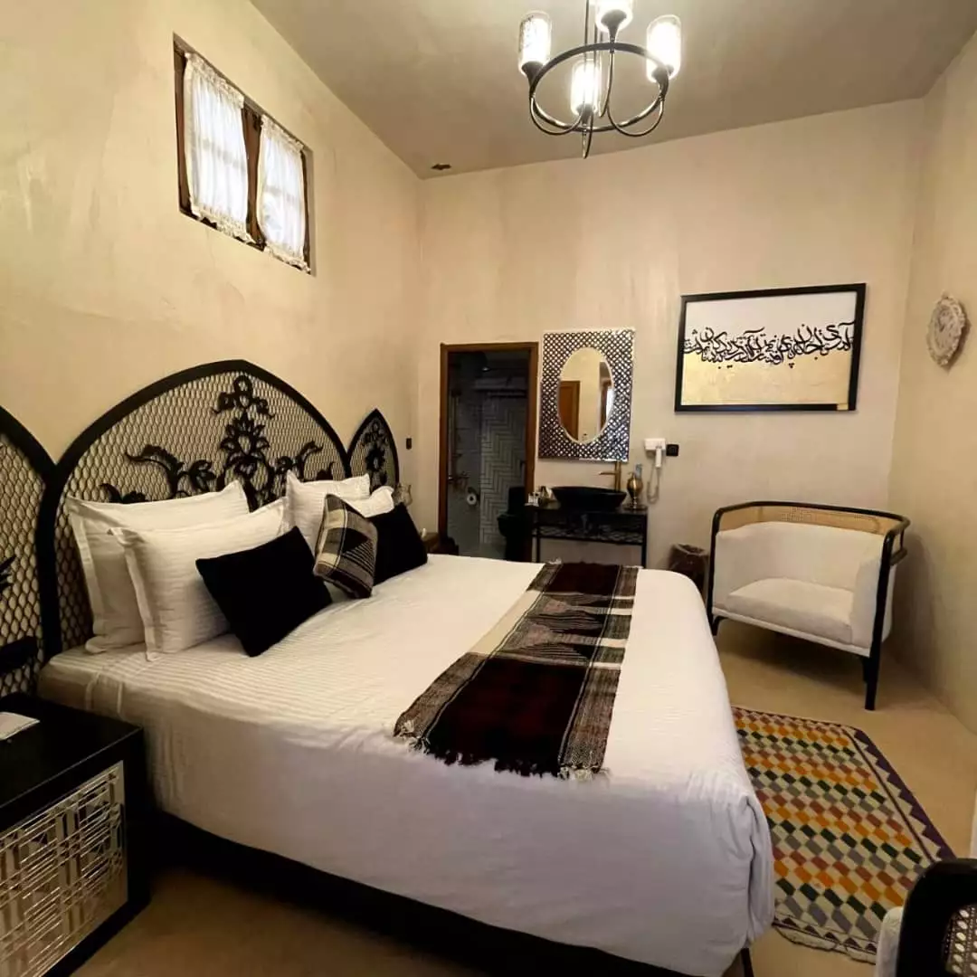 Alibaba https://cdn.alibaba.ir/ostorage/hotel-accommodation-images/684941f7ac13a7ed0d84d591_سپید.webp