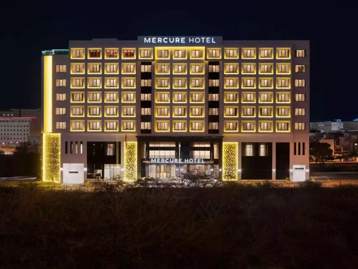 Alibaba https://cdn.alibaba.ir/ostorage/hotel-accommodation-images/6849889aac13a7ed0d84d6fe_Muscat-Mercure-0.webp