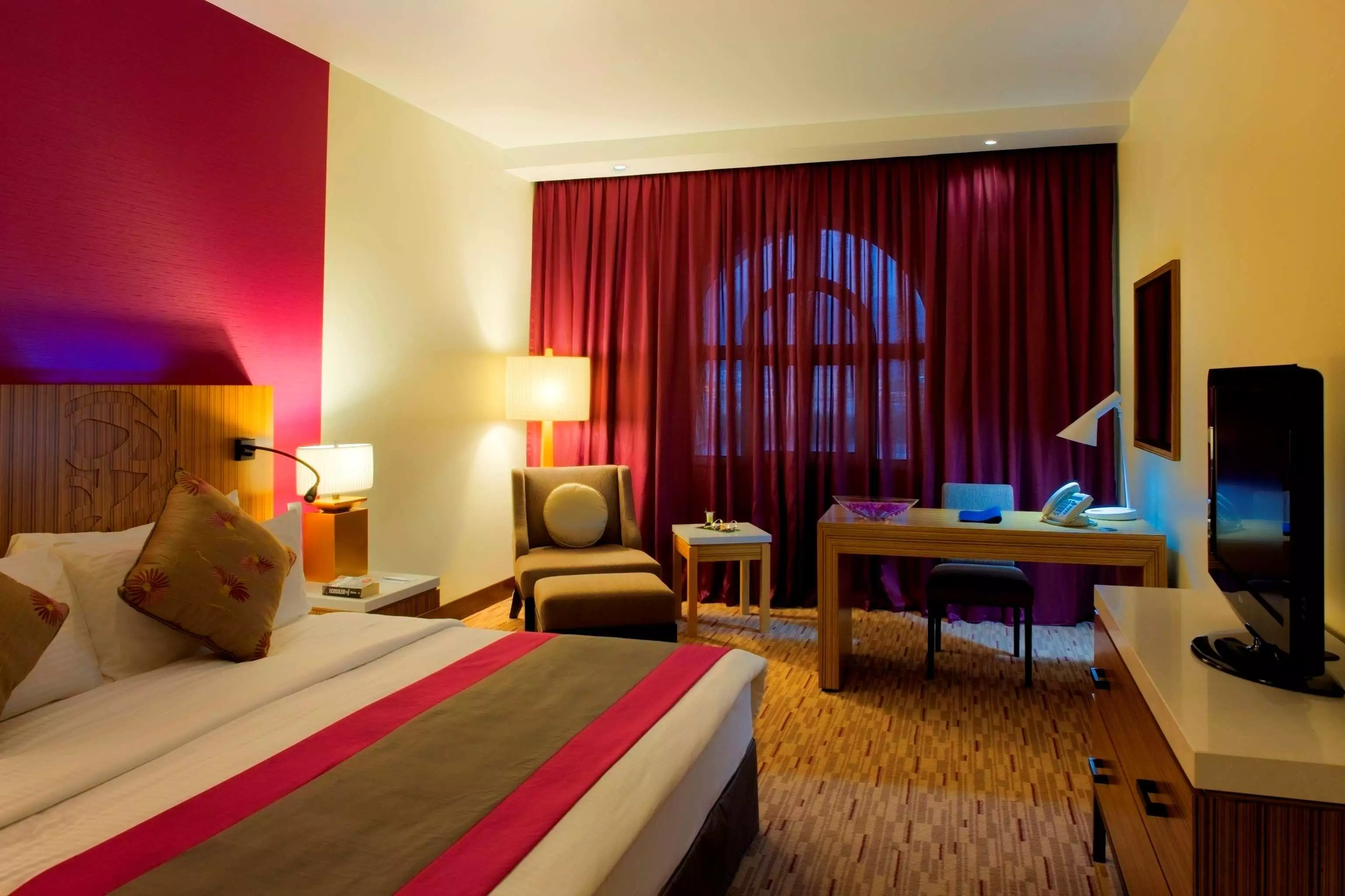 Alibaba https://cdn.alibaba.ir/ostorage/hotel-accommodation-images/684988ddac13a7ed0d84d7a5_Muscat-Radisson-Blu-Hotel-Muscat-0.webp