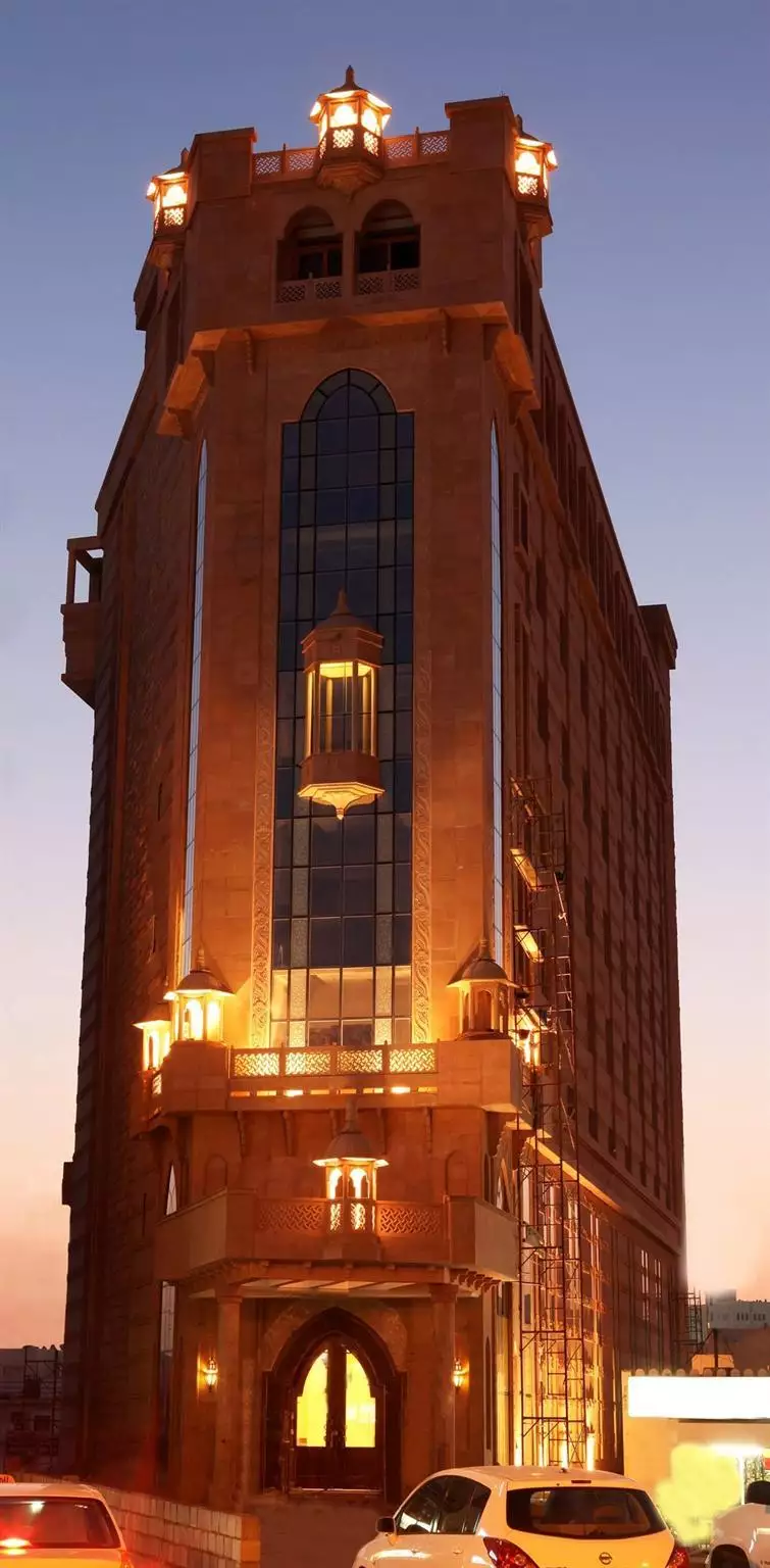 Alibaba https://cdn.alibaba.ir/ostorage/hotel-accommodation-images/68498996ac13a7ed0d84d908_Muscat-The-Platinum-0.webp