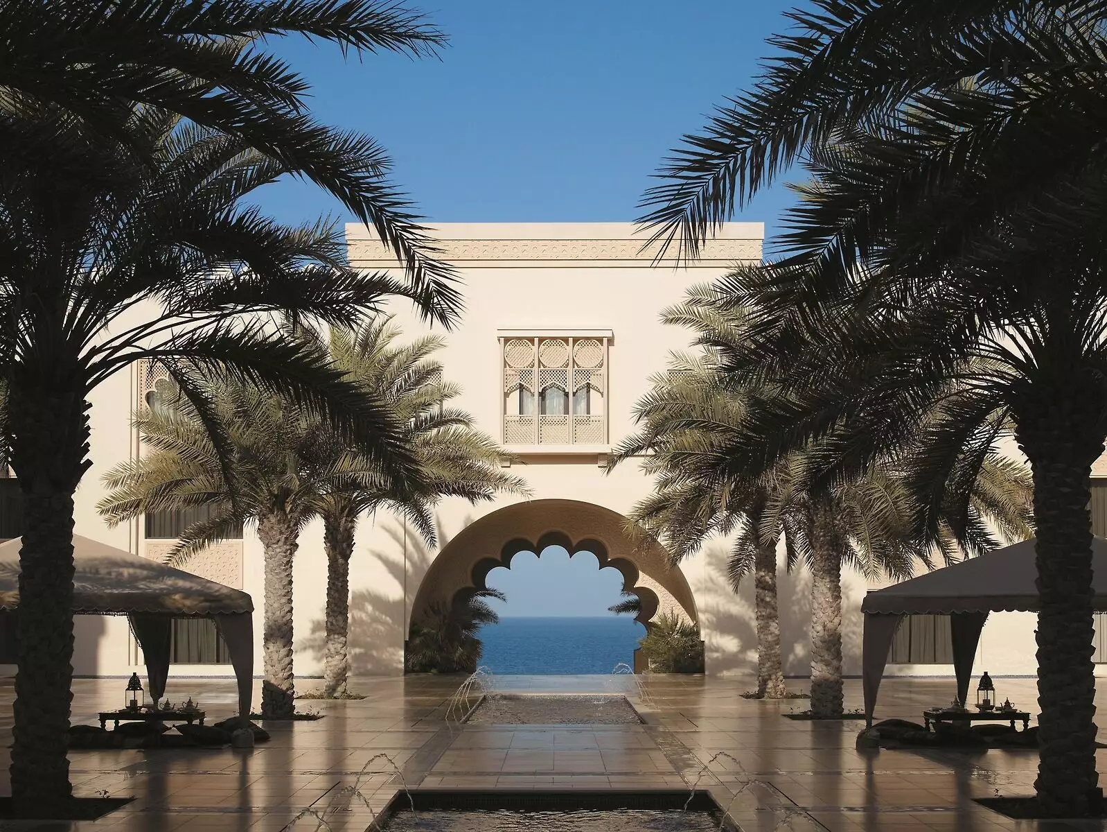 Alibaba https://cdn.alibaba.ir/ostorage/hotel-accommodation-images/684989b2ac13a7ed0d84d964_Muscat-Shangri-La-Al-Husn-Resort--Spa-0.webp