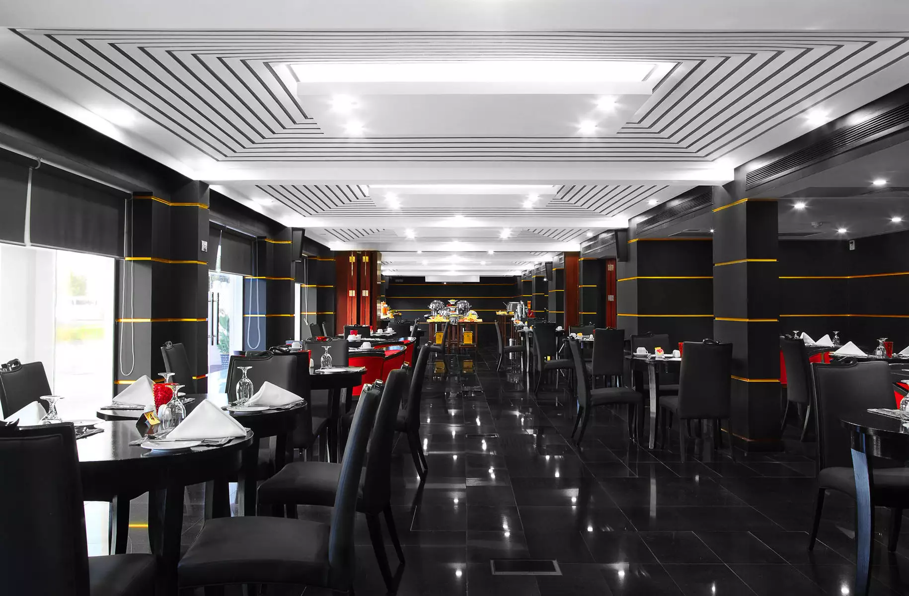 هتل رامادا کوروم بیچ مسقط