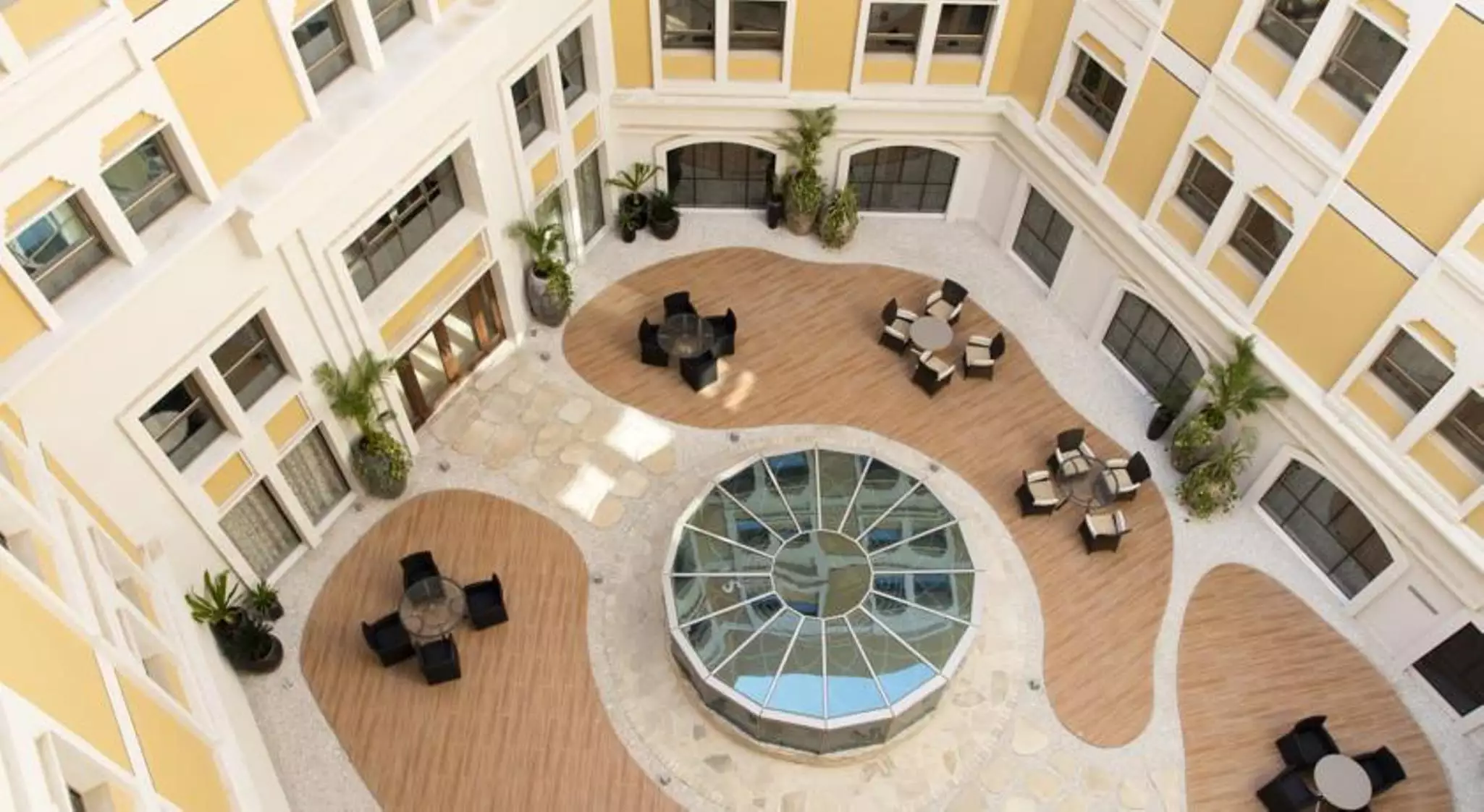 Alibaba https://cdn.alibaba.ir/ostorage/hotel-accommodation-images/68498a58ac13a7ed0d84dabe_Muscat-Coral-Muscat-Hotel--Apartments-0.webp