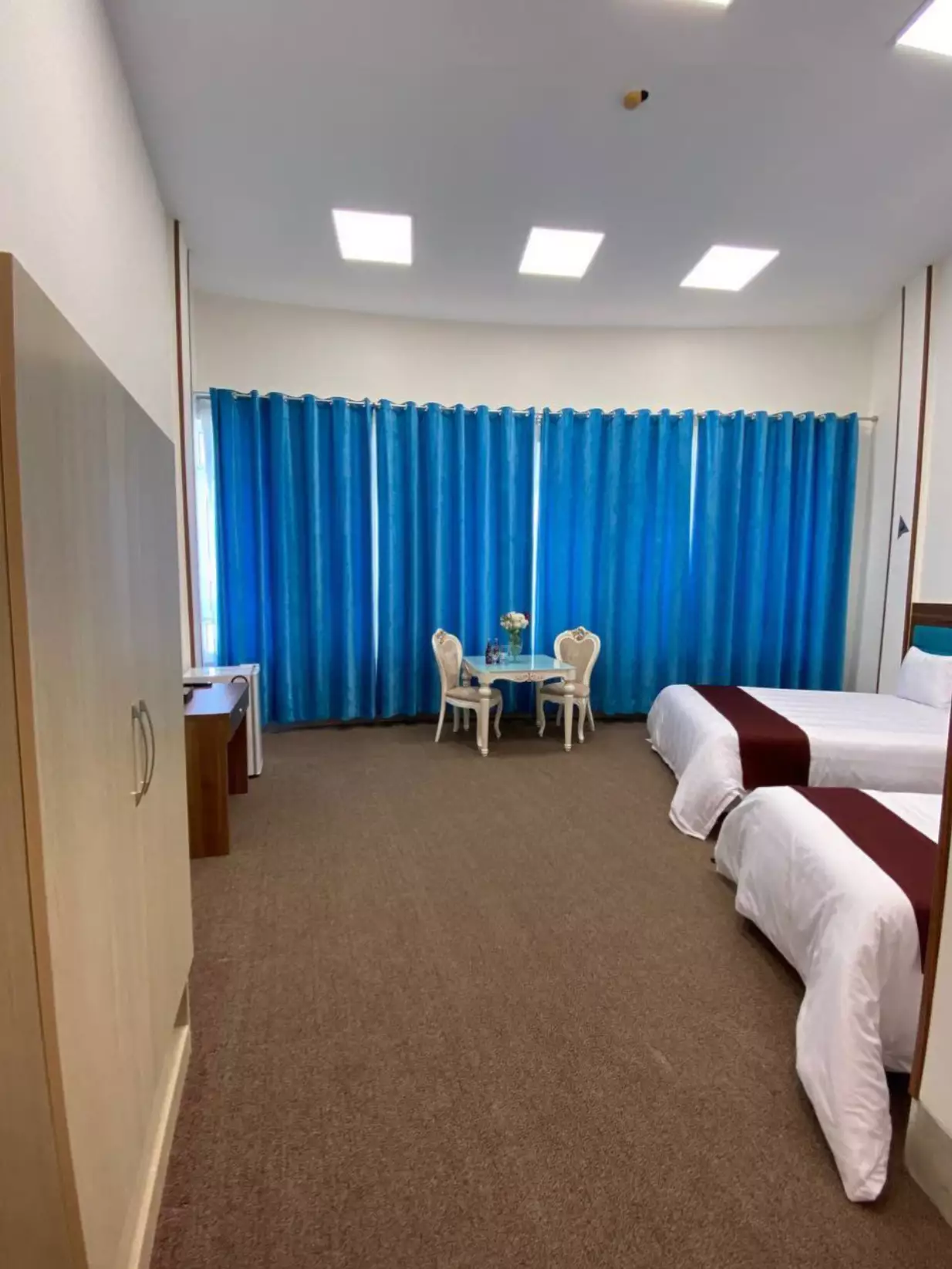 Alibaba https://cdn.alibaba.ir/ostorage/hotel-accommodation-images/686126bfac13a7ed0d84e227_چهارتخته-دوتا-دبل.webp