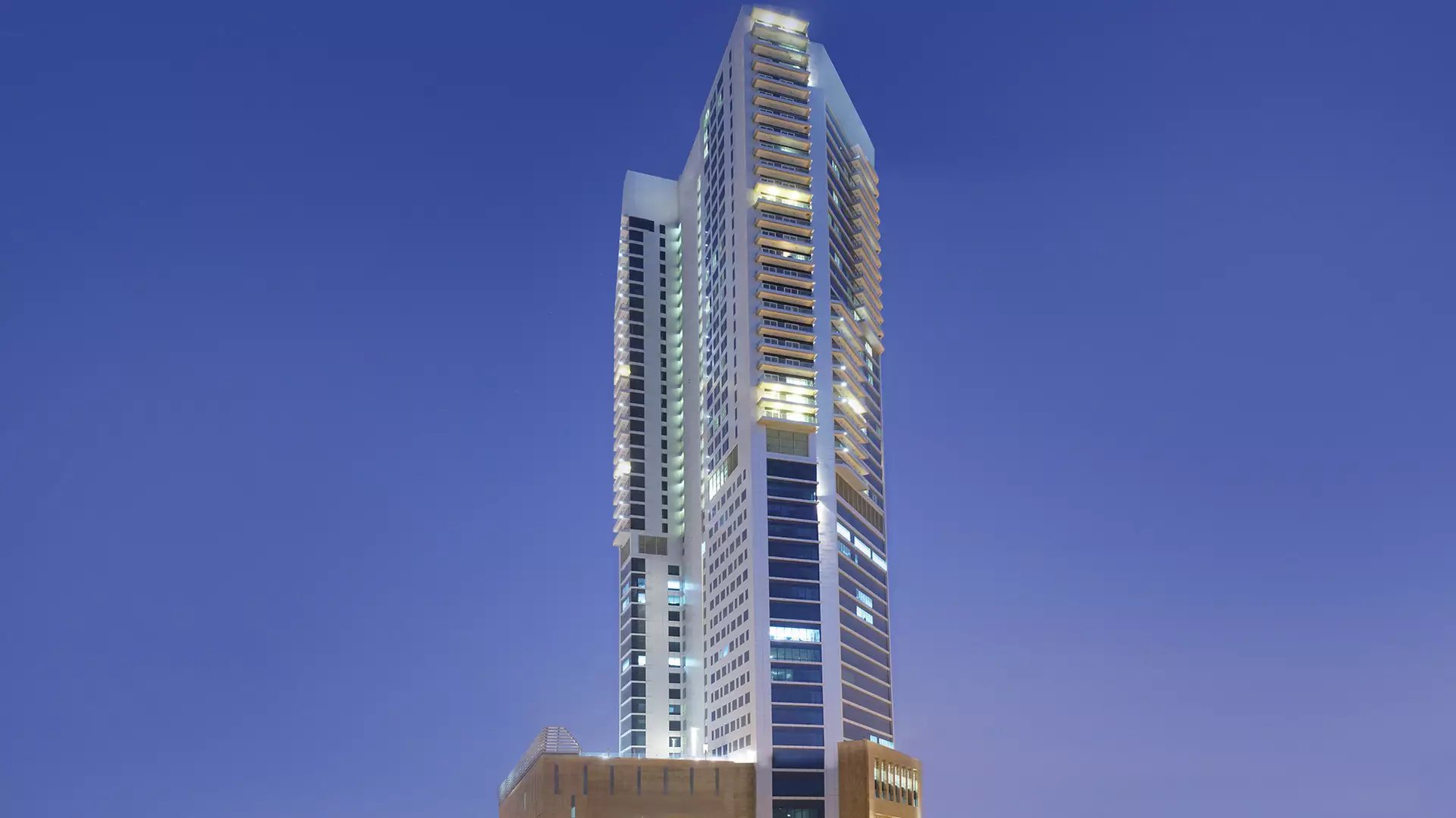 Alibaba https://cdn.alibaba.ir/ostorage/hotel-accommodation-images/686257aeac13a7ed0d84e29e_Dubai-La-Suite-36.webp