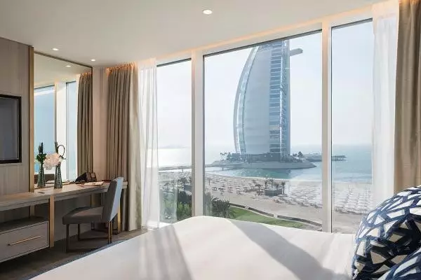 Alibaba https://cdn.alibaba.ir/ostorage/hotel-accommodation-images/686257cfac13a7ed0d84e314_Dubai-Jumeirah-Beach-Hotel-48.webp