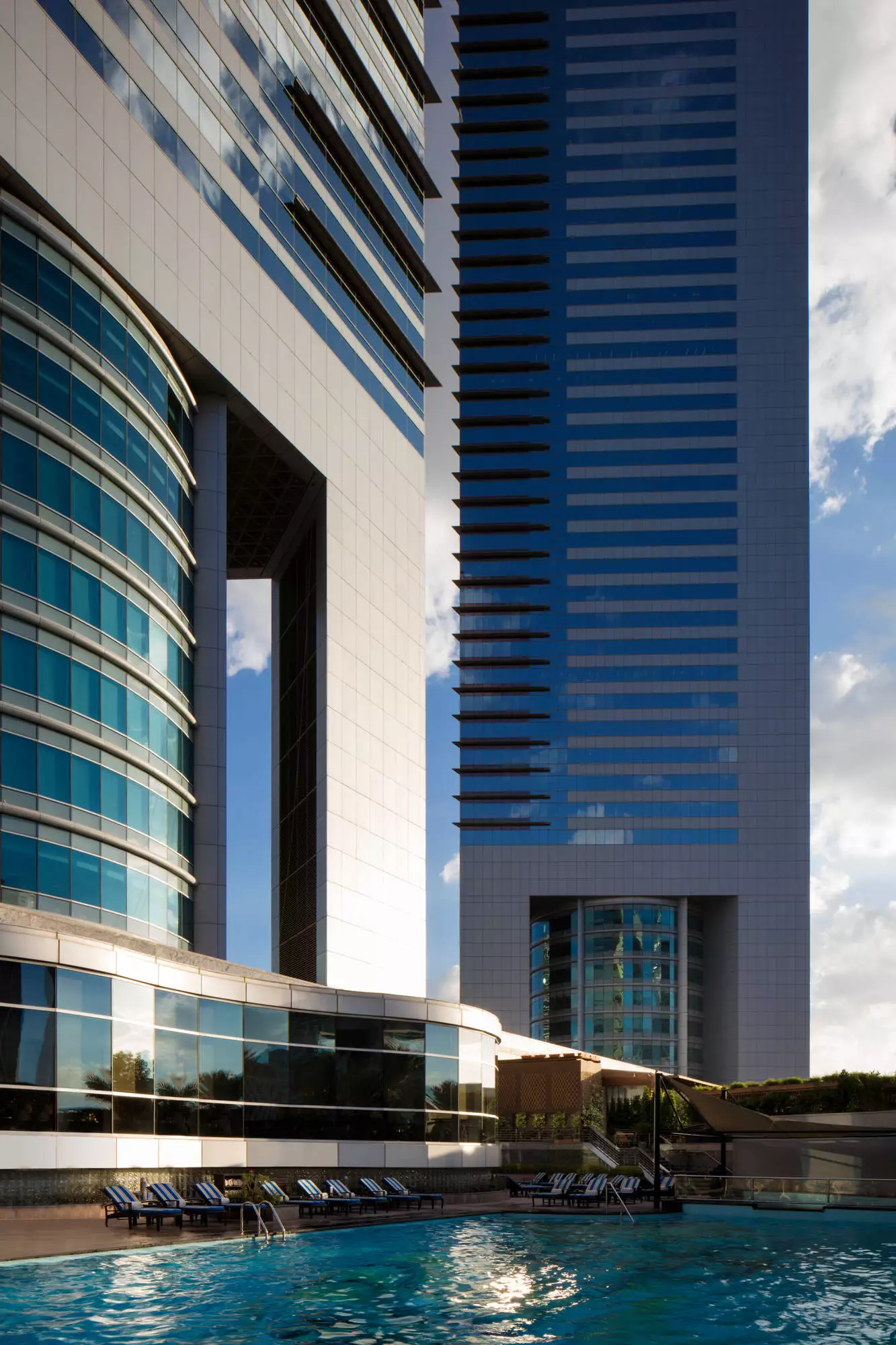 Alibaba https://cdn.alibaba.ir/ostorage/hotel-accommodation-images/68625849ac13a7ed0d84e470_Dubai-Jumeirah-Emirates-Towers-0.webp