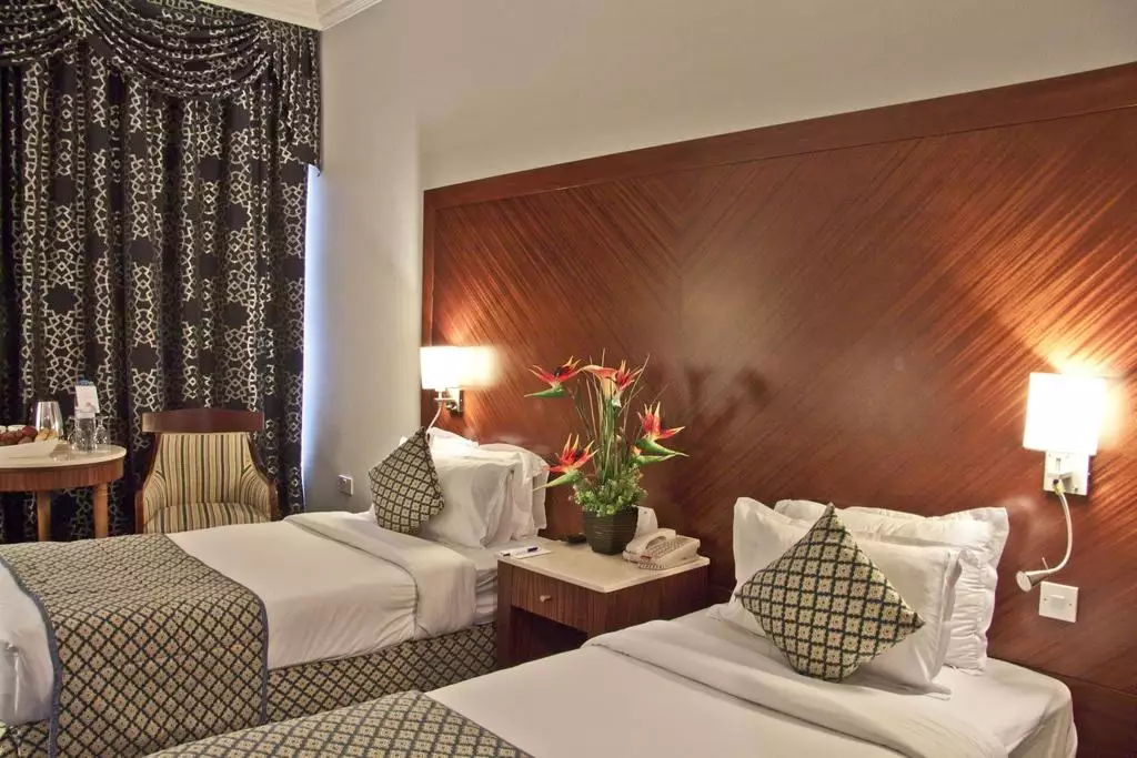Alibaba https://cdn.alibaba.ir/ostorage/hotel-accommodation-images/686259bfac13a7ed0d84e7d2_Dubai-Regent-Palace-Hotel-0.webp