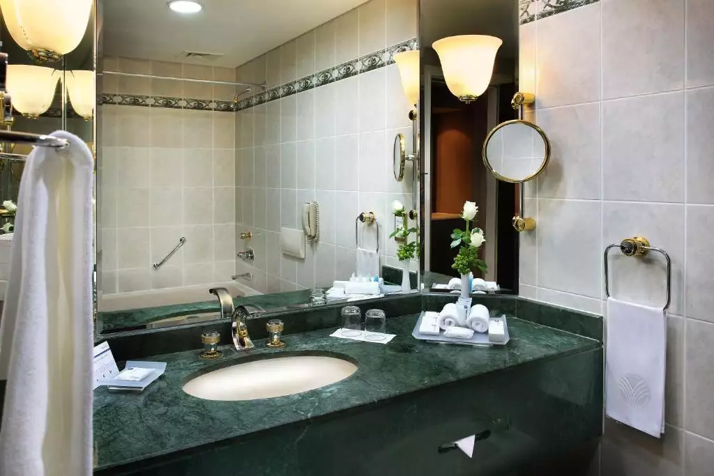 هتل Mövenpick Dubai Grand Al Bustan دبی