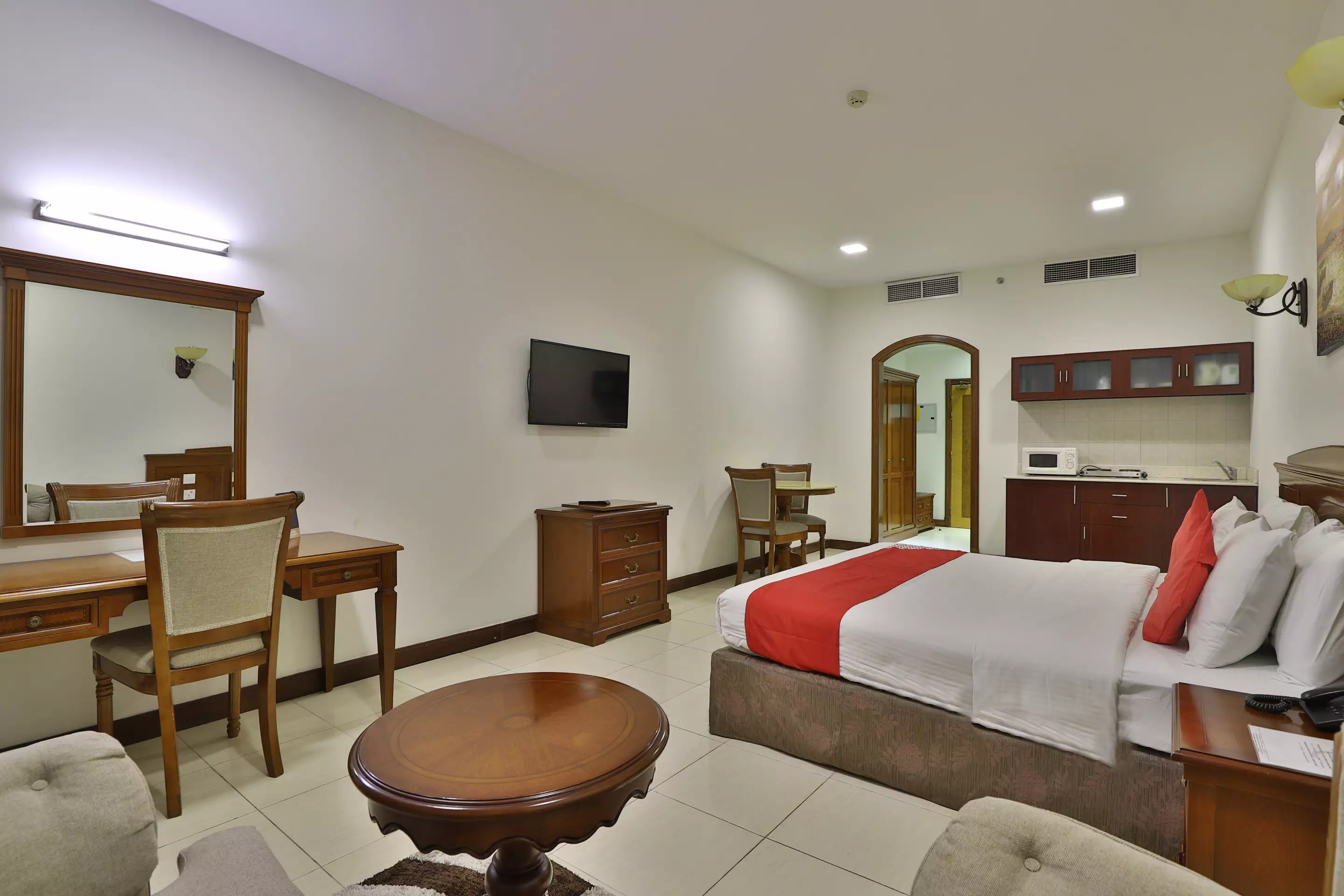 هتل Capital O 167 Moon Valley Hotel Apartment دبی