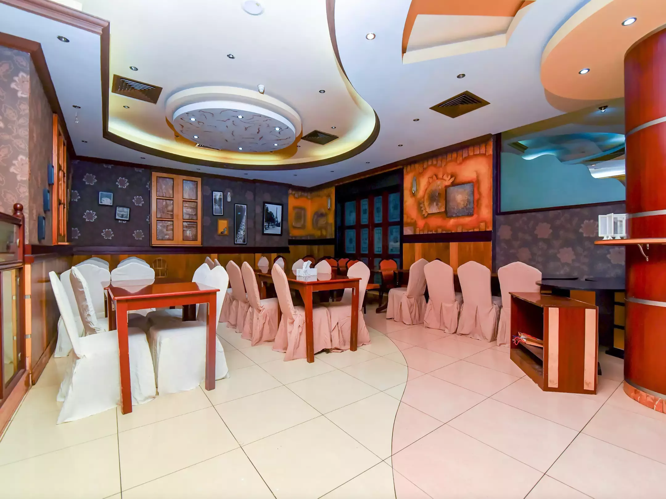 هتل Oriental Palace Hotel Apartments دبی