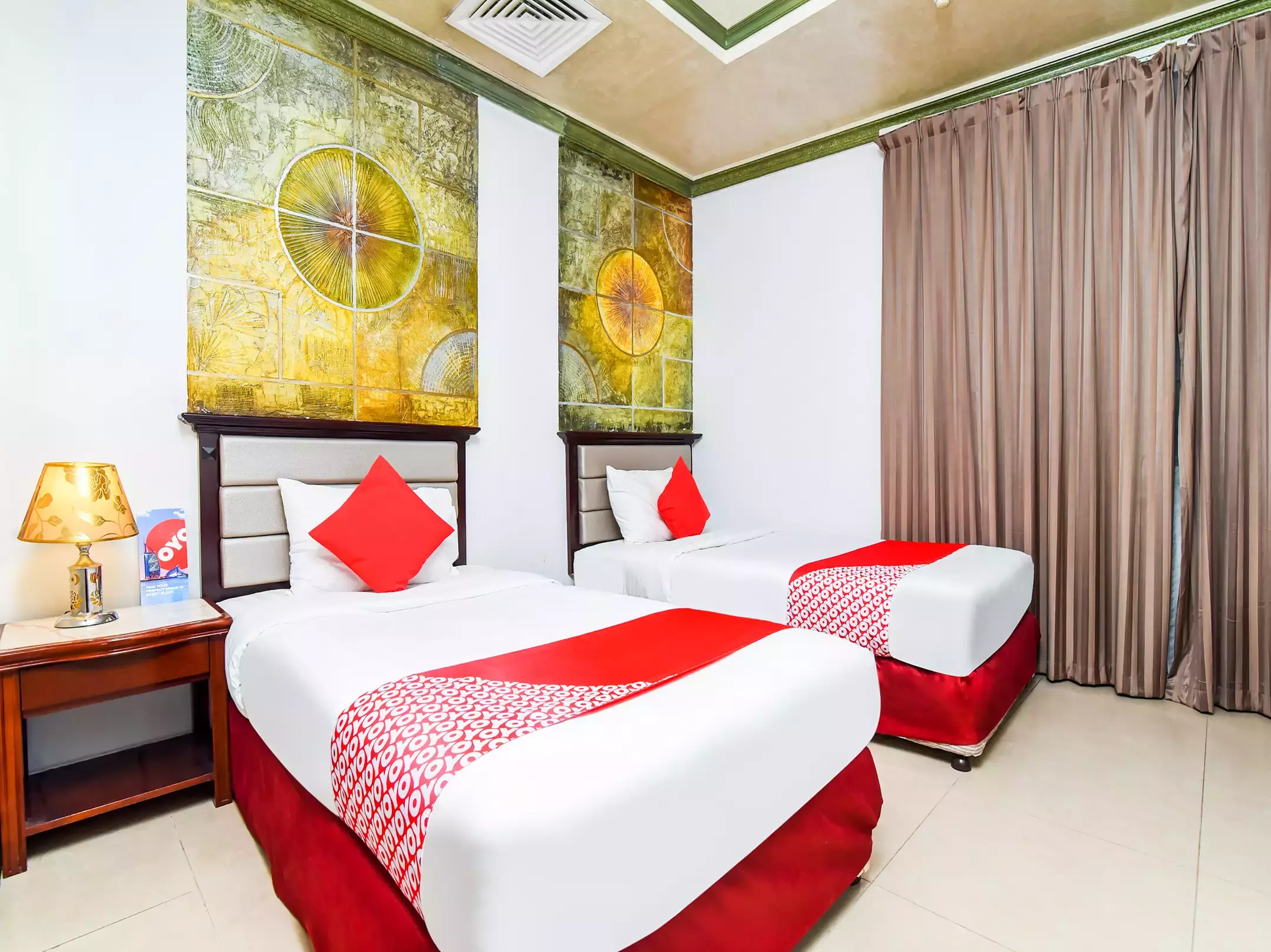 هتل Oriental Palace Hotel Apartments دبی